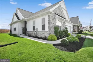109 Bellflower Ave, Annville, PA 17003 - Photo 5