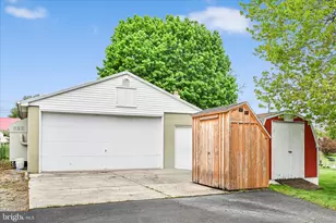 6 E Church St, Lebanon, PA 17046 - Photo 49