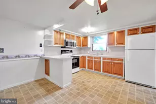 6 E Church St, Lebanon, PA 17046 - Photo 11