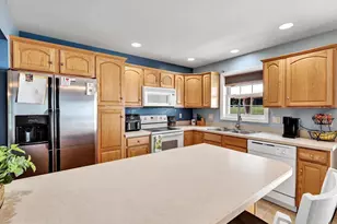 3227 Joyce St, Lebanon, PA 17046 - Photo 7
