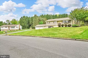 13 Villa Ln, Palmyra, PA 17078 - Photo 5