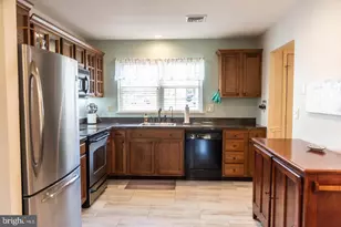 609 Cambridge Ct, Palmyra, PA 17078 - Photo 5