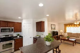 852 Walnut Crest Dr, Lebanon, PA 17046 - Photo 9