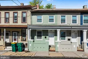 305 S 9th St, Lebanon, PA 17042 - Photo 3