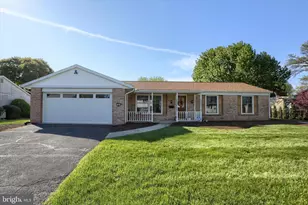 20 Sycamore Ln, Palmyra, PA 17078 - Photo 1