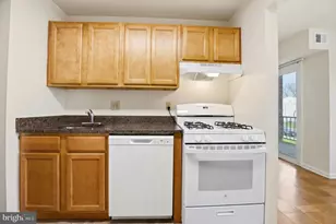 1211 Heritage Ln, Lebanon, PA 17042 - Photo 3