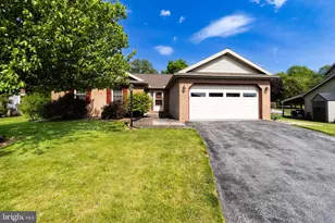 7 Southfield Rd, Lebanon, PA 17042 - Photo 5