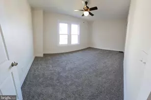 21 E Maple St, Cleona, PA 17042 - Photo 17