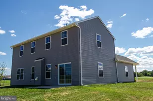 301 Jasmine Dr, Lebanon, PA 17042 - Photo 41