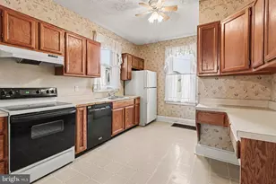26 N Lincoln St, Cleona, PA 17042 - Photo 5