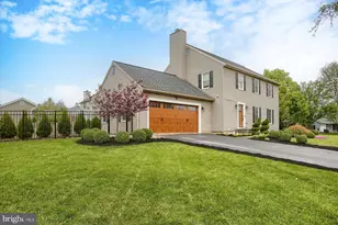 11 Wheatstone Dr, Palmyra, PA 17078 - Photo 5