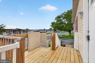 684 W Cedar St, Palmyra, PA 17078 - Photo 31