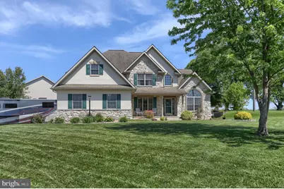 400 Clays Xing L-0022, Lebanon, PA 17042 - Photo 3