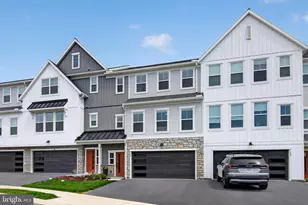 154 Marissa Ct, Newmanstown, PA 17073 - Photo 3