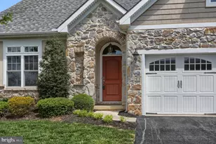 103 Windermere Dr, Palmyra, PA 17078 - Photo 5