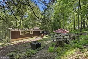 7 Conewago Hills Rd, Mount Gretna, PA 17064 - Photo 57