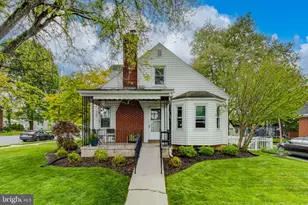 333 E Oak St, Palmyra, PA 17078 - Photo 5