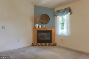 27 Rosemont Dr, Myerstown, PA 17067 - Photo 9