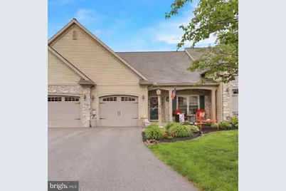 918 Lantern Dr L-0090, Lebanon, PA 17046 - Photo 1