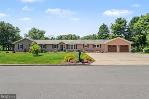5 Jan Dale Ave, Annville, PA 17003 - Photo 1