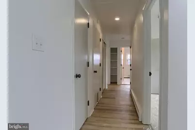 231 W Main Street, Fredericksburg, PA 17026 - Photo 11