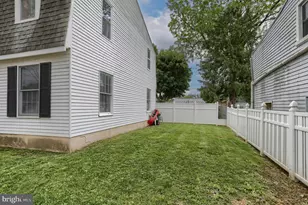 734 Reinoehl St, Lebanon, PA 17046 - Photo 5