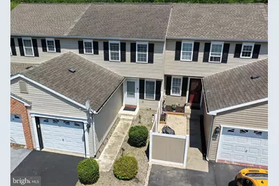 125 Lighthouse Dr, Jonestown, PA 17038 - Photo 1