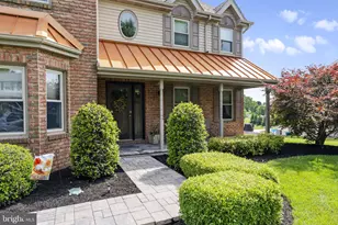 1820 Oakridge Ct, Lebanon, PA 17046 - Photo 3