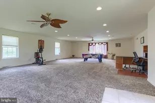 535 E Kercher Ave, Lebanon, PA 17046 - Photo 33