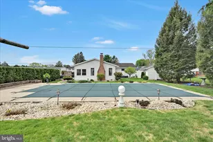 409 W Locust St, Cleona, PA 17042 - Photo 37