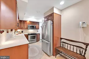 409 W Locust St, Cleona, PA 17042 - Photo 17