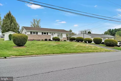 409 W Locust Street, Cleona, PA 17042 - Photo 5