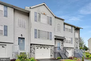 186 Riders Way, Lebanon, PA 17042 - Photo 3