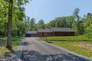 1005 Tulip Tree Dr, Lebanon, PA 17042 - Photo 3