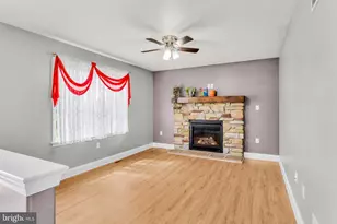 25 Springbrook Dr, Palmyra, PA 17078 - Photo 15