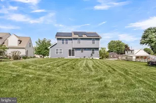 25 Springbrook Dr, Palmyra, PA 17078 - Photo 3