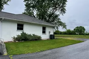 1955 S Forge Rd, Palmyra, PA 17078 - Photo 3