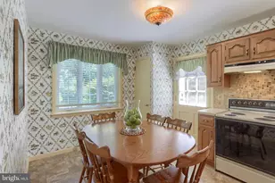 235 Narrows Dr, Lebanon, PA 17046 - Photo 35