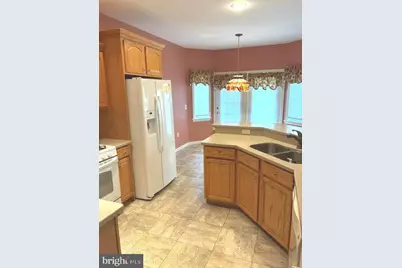 850 Water Edge Ct, Lebanon, PA 17046 - Photo 11