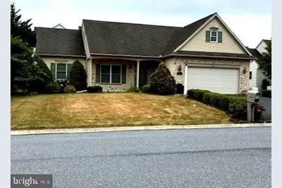 850 Water Edge Ct, Lebanon, PA 17046 - Photo 3