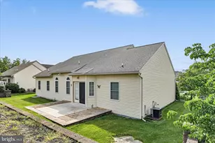 850 Water Edge Ct L-0049, Lebanon, PA 17046 - Photo 39