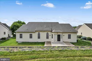 850 Water Edge Ct L-0049, Lebanon, PA 17046 - Photo 37