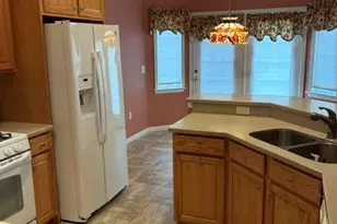 850 Water Edge Ct, Lebanon, PA 17046 - Photo 11