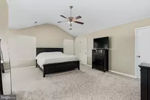 289 Sweetwater Dr, Palmyra, PA 17078 - Photo 15