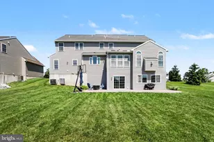 289 Sweetwater Dr, Palmyra, PA 17078 - Photo 31