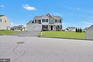 221 Crosswind Way, Lebanon, PA 17042 - Photo 5