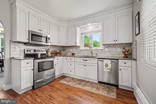 118 E Queen St, Jonestown, PA 17038 - Photo 11