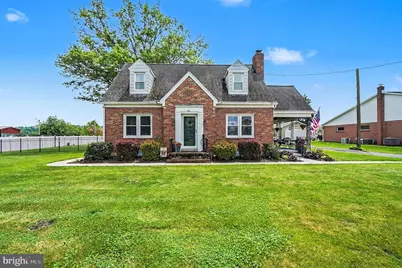 118 E Queen Street, Jonestown, PA 17038 - Photo 1