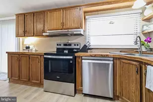 105 Palm City Park, Annville, PA 17003 - Photo 15