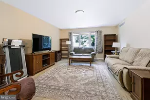 716 W Maple St, Palmyra, PA 17078 - Photo 17